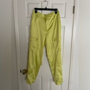 NWT LIGHT GREEN/LIME GREEN CARGO PANT SIZE 6